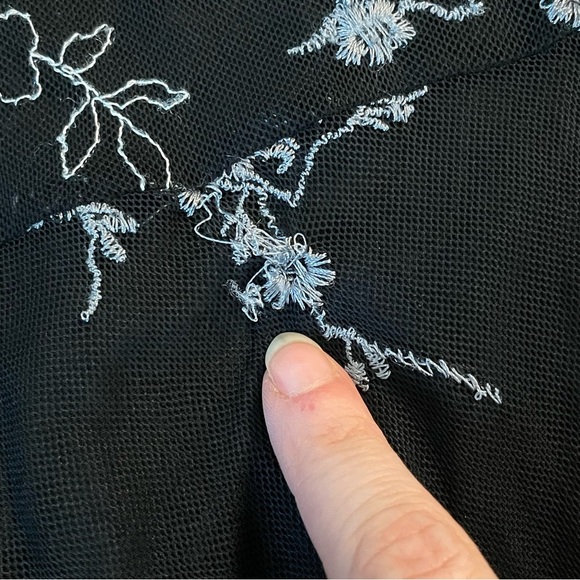 Vintage Floral Mesh Overlay Black Midi Slip Skirt 1X Whimsigoth Dark Cottagecore - Picture 6 of 8